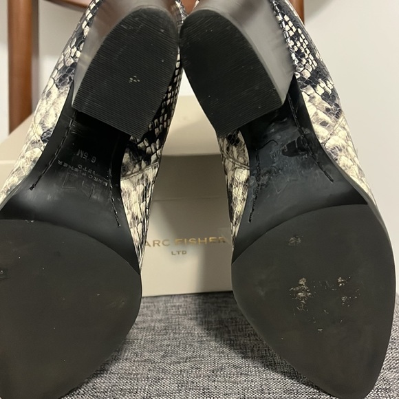 Marc Fisher Alva black multi texture boot size 6.5 - Picture 5 of 6